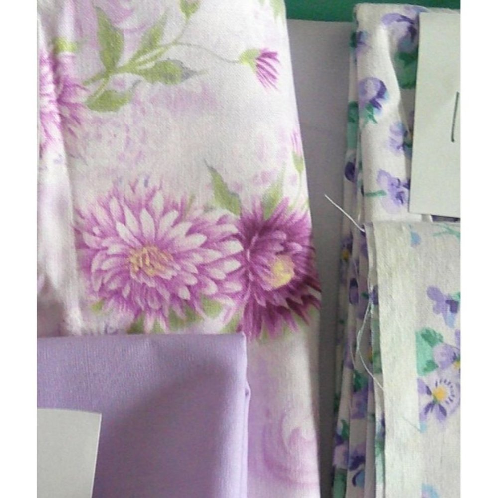 Lavender Fabric * Multiple Pieces * Sewing * Quilting * Blankets * F210 ae